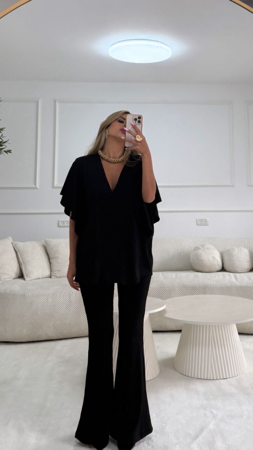 חליפת קירה שחורה