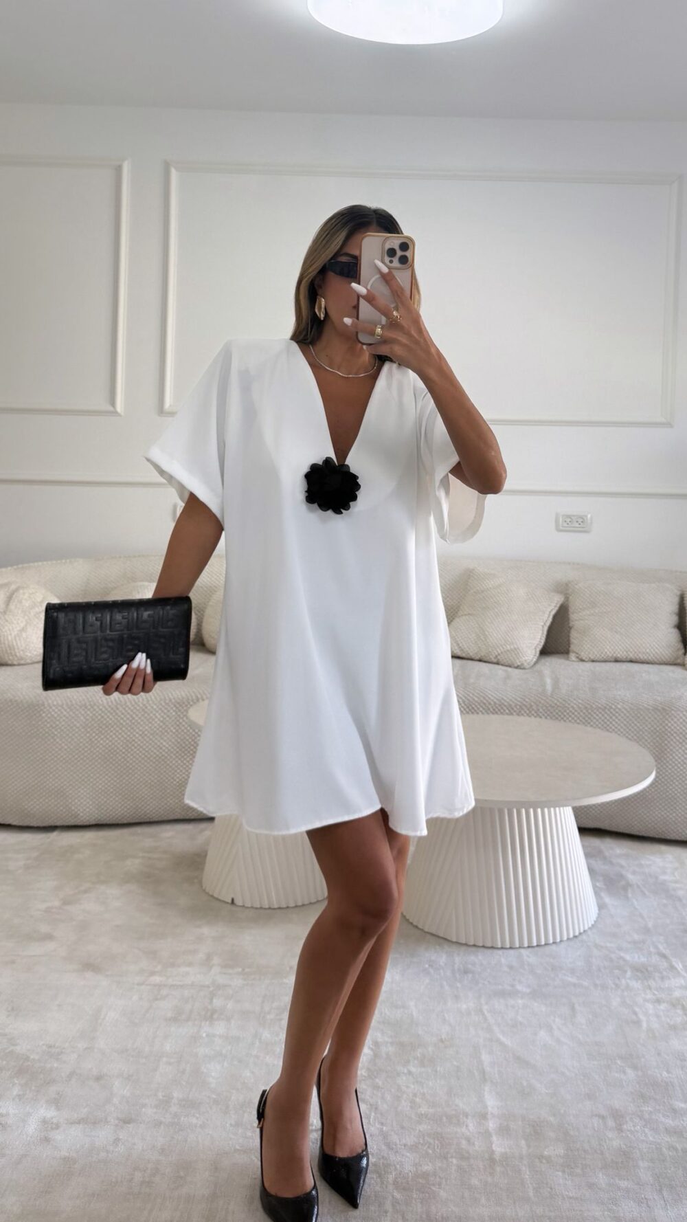 שמלת מוני לבנה