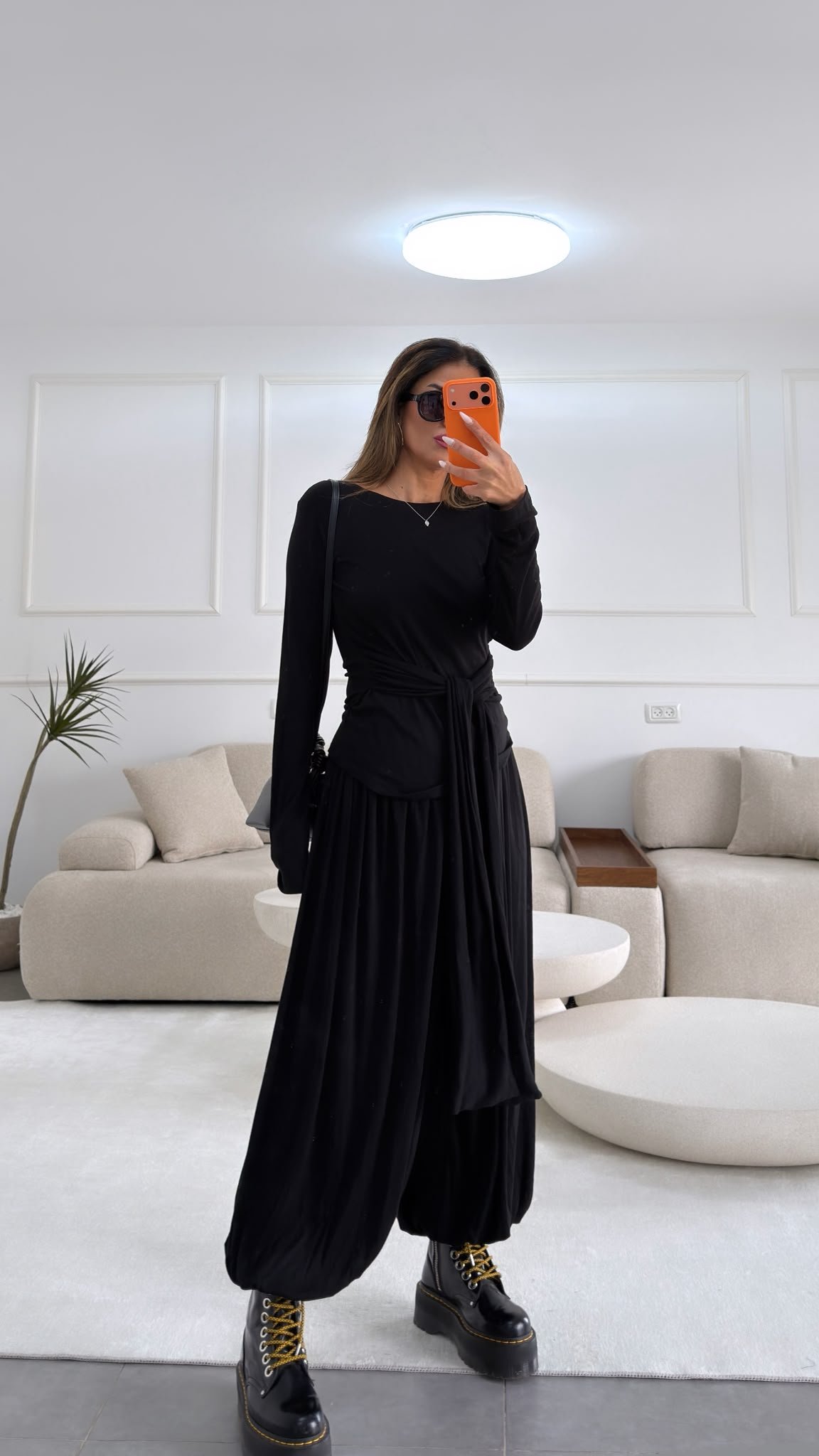 חליפת רולי שחורה – תמונה 3